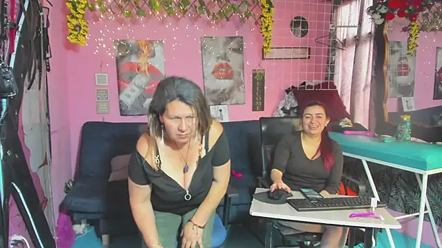 lesbiancuple webcam