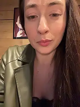 Holly_Play