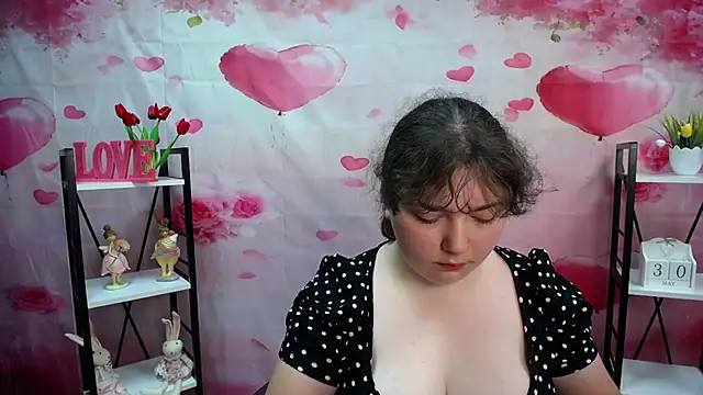 NeonilaLisova webcam