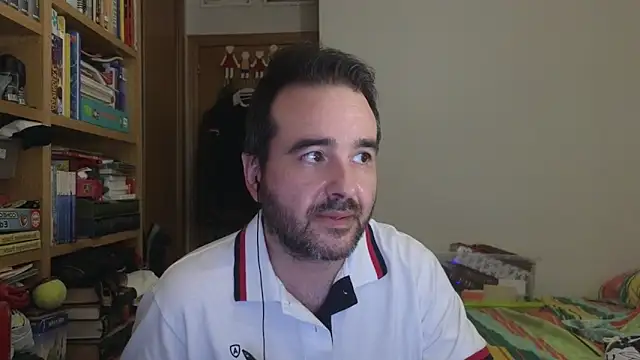 curiosillo83 webcam