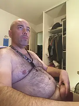 veryverybigdick45 webcam