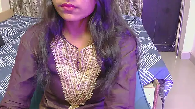 hoty-priya webcam