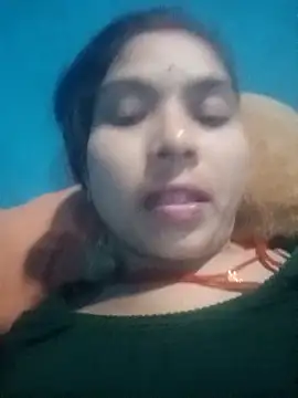 Cute_Arushi webcam