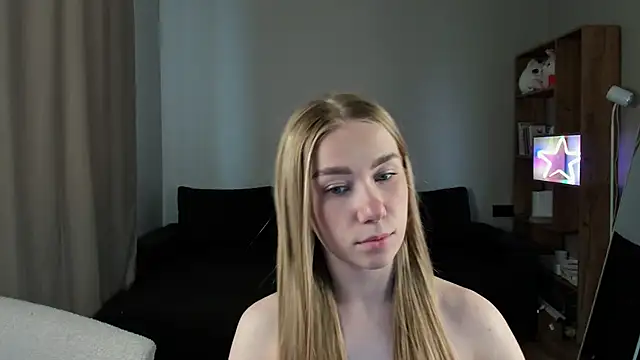 AnnaAlexArti webcam