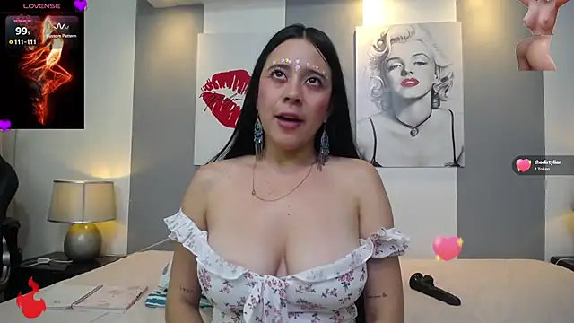 _tamara_priya_ webcam