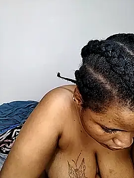 JuicyHoney_01 webcam