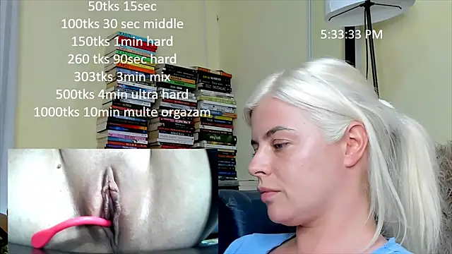 queenofthenighttt webcam