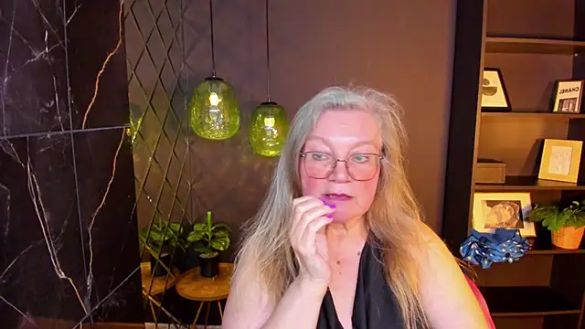 NataliMellow webcam