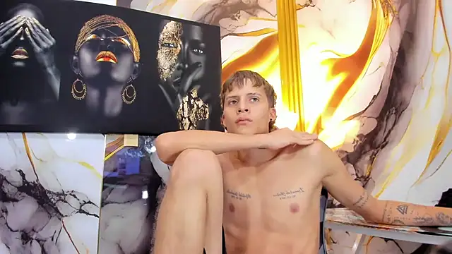 mono_blonde webcam