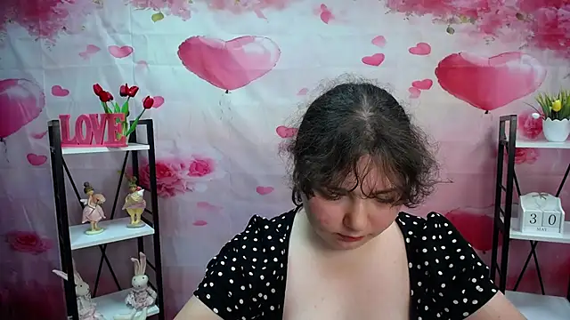 NeonilaLisova webcam
