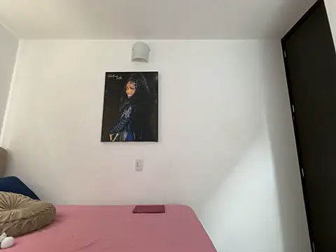 Georginaxx's room