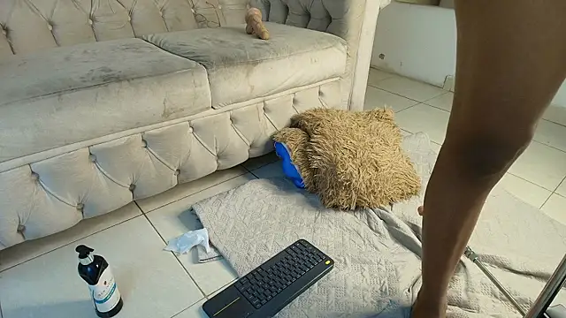 flavia_cruz webcam
