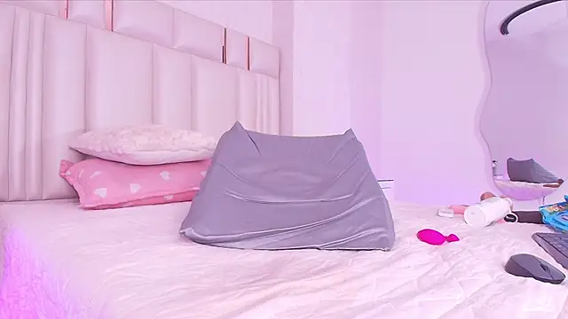 mia_velvett_ webcam