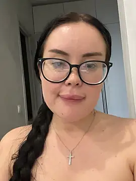 PeachDoll- webcam