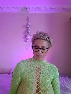 LunaBlaise webcam
