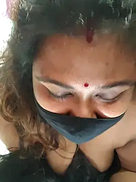 hotbhabhi011 webcam