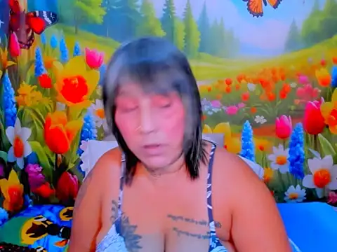 indianroxy webcam