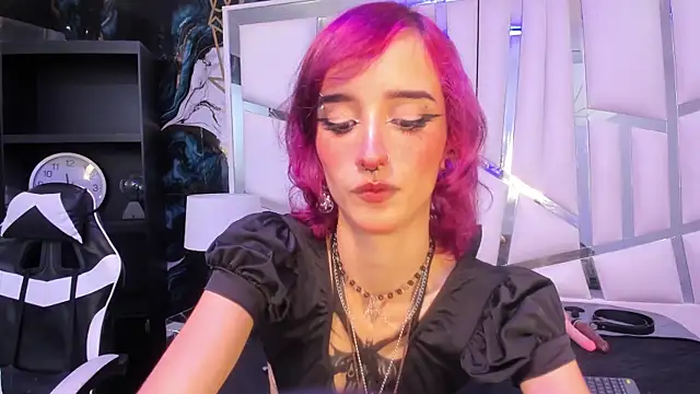 kat_ashbourne webcam