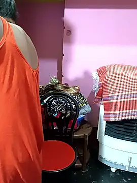 hotbhabhi011 webcam