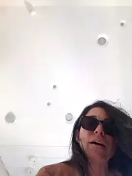 sexy7883 webcam