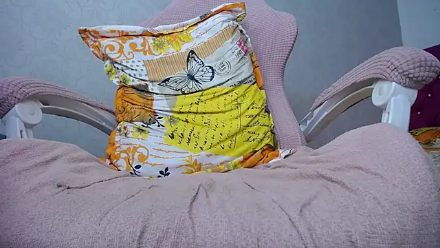 kathe-mills235 webcam