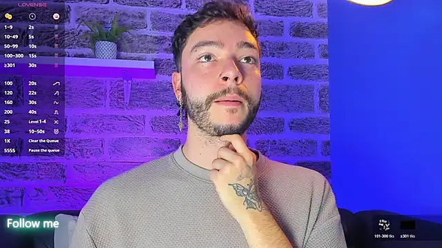 noah_ricci webcam