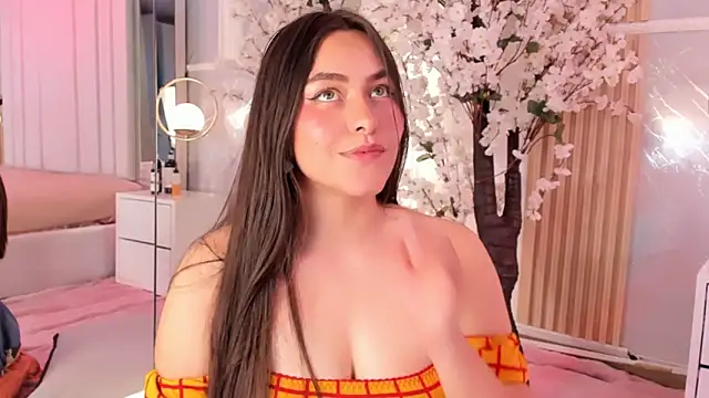 HannaCollins_ webcam