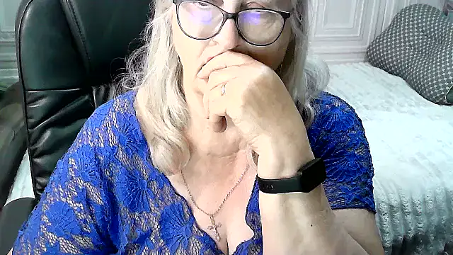 LolkaAlyss webcam