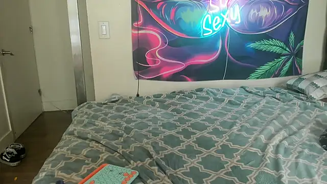 mzpretty444 webcam