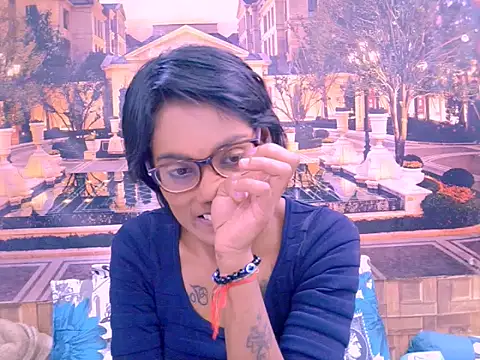 IndianRebel4u2Luv webcam