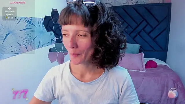 Valery_More__ webcam