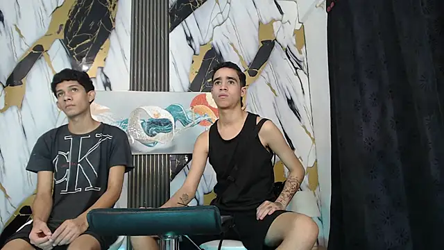 TWINKS_BOYSX webcam