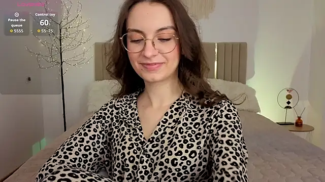 Real_cutie1 webcam