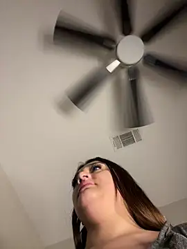 treasurebabii webcam