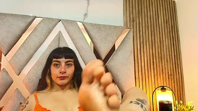 Naughty_Kittenm webcam