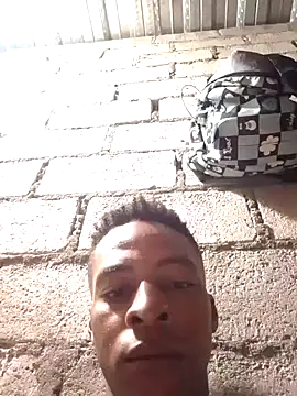 Elijanpeterson webcam