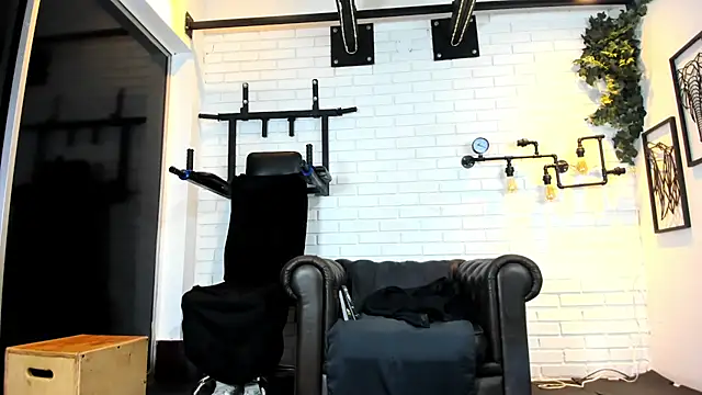 ItaloMoore webcam