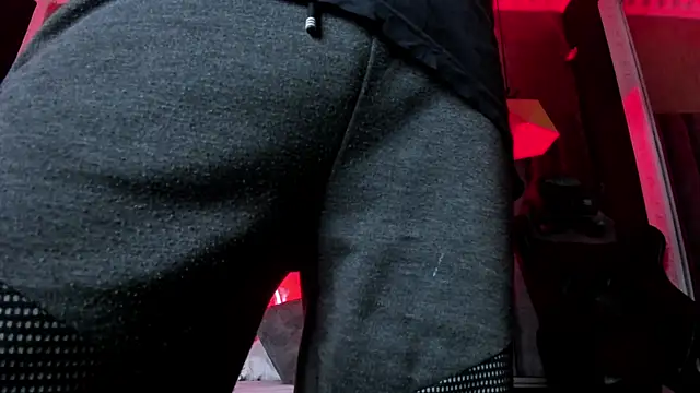 Boss_Domiinator webcam
