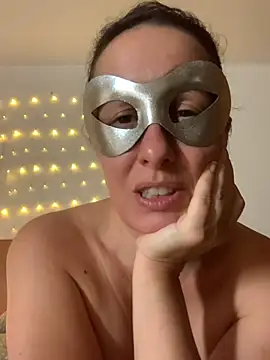 hotbrunettemass webcam