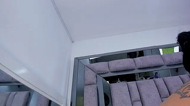 EMMAHILL1 webcam