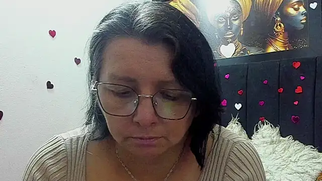 Evaaross_2345 webcam