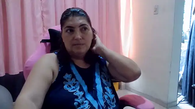 lina_maria99 webcam