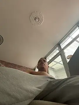AlphaMasterXxx webcam