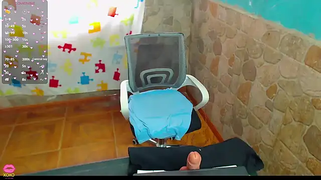 HaannaAGT webcam