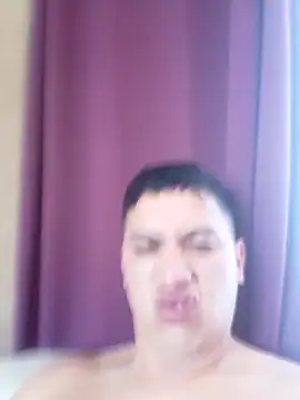Alvarezz0202 webcam