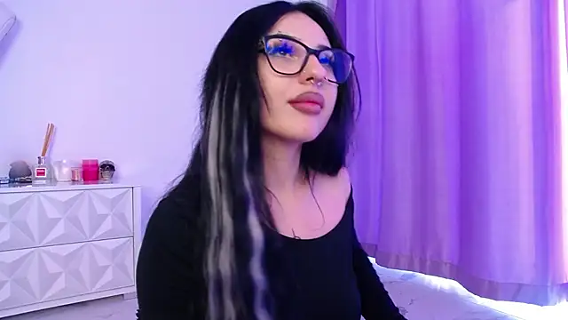 RavenFoxxy webcam
