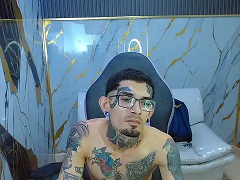 Boy_tatto77 webcam