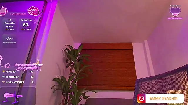 Emmy_peach1 webcam