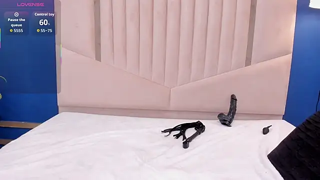Karina_Towers webcam