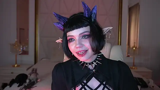 OutfitObsession webcam